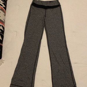 Lululemon yoga pants
